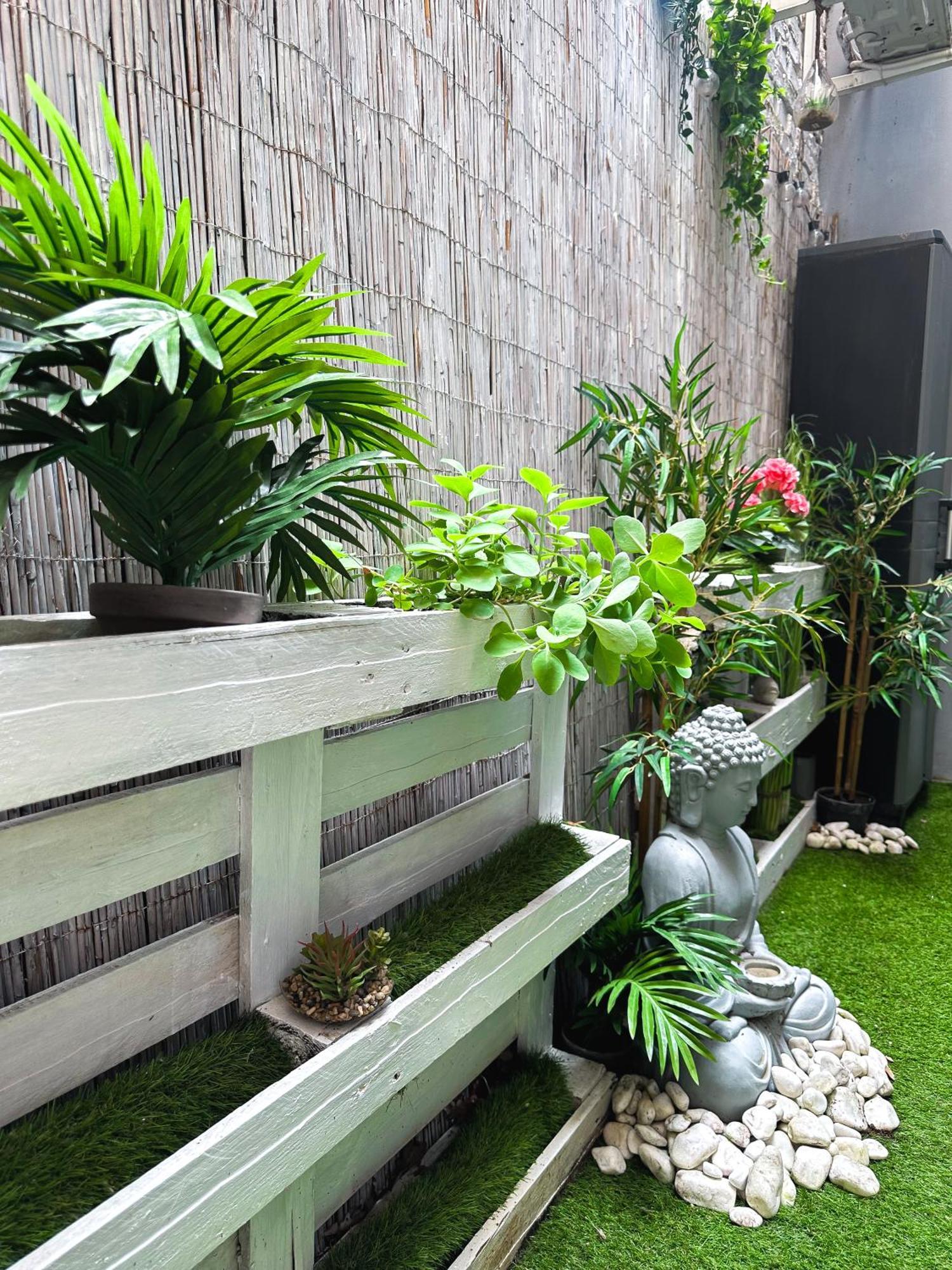 Urban Studio With Private Garden Near Andrassy Budapest Exterior foto